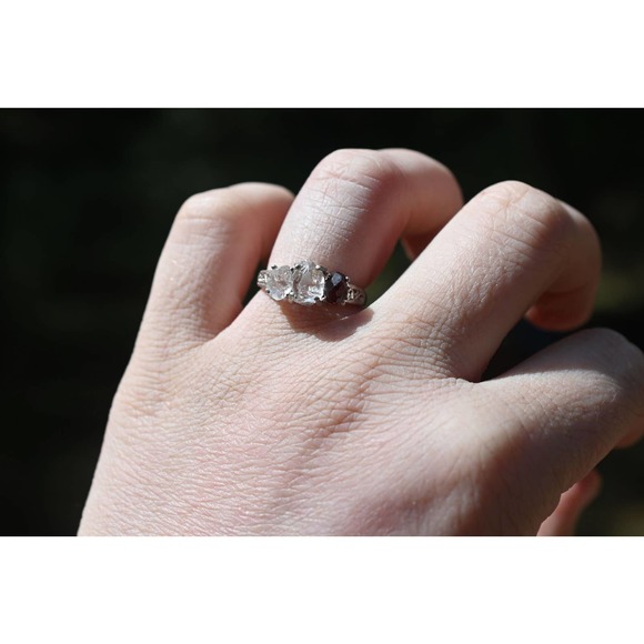 Garnet Ring, anniversary ring, raw stone rings, promise ring minimalist … - Picture 2 of 7